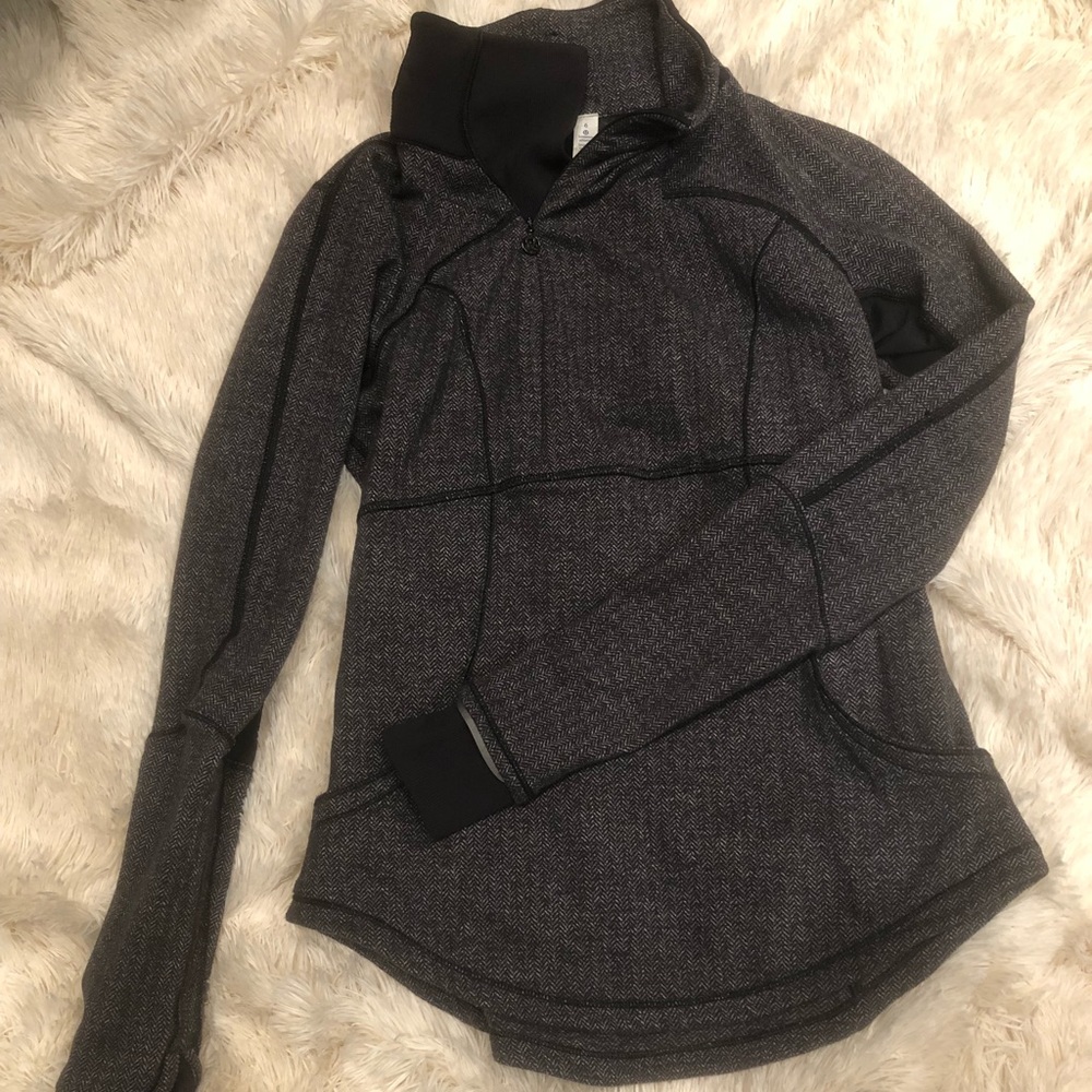 EUC Lululemon top!